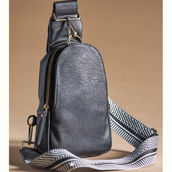 Anthropologie Handbags - Anthropologie Urban Originals Liberty Sling Bag Black NWT